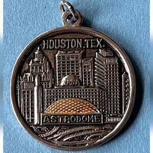 EVC RARE! STERLING SILVER HOUSTON TX ASTRODOME SKYLINE CHARM
